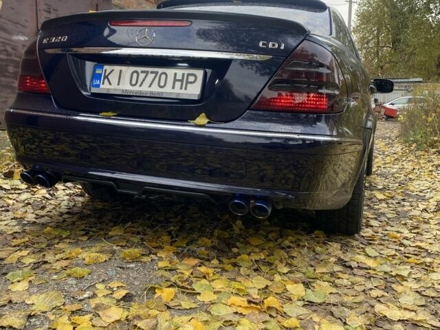 Синий Мерседес 220, объемом двигателя 2.1 л и пробегом 197 тыс. км за 11000 $, фото 3 на Automoto.ua