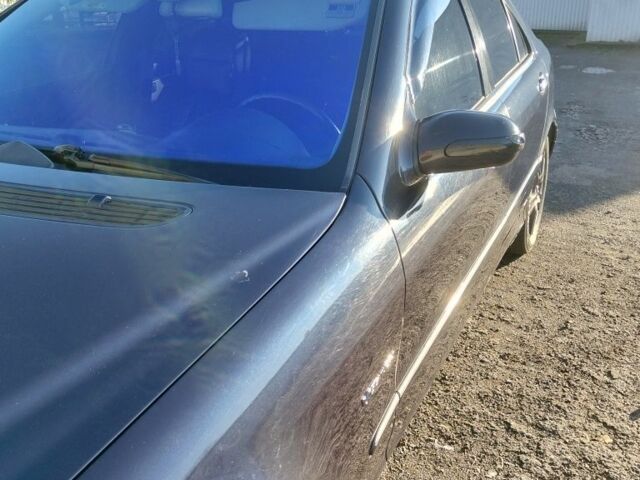 Синий Мерседес 220, объемом двигателя 4 л и пробегом 4 тыс. км за 6249 $, фото 1 на Automoto.ua