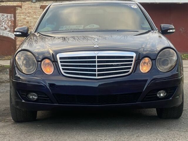 Синий Мерседес 220, объемом двигателя 2.1 л и пробегом 197 тыс. км за 11000 $, фото 2 на Automoto.ua
