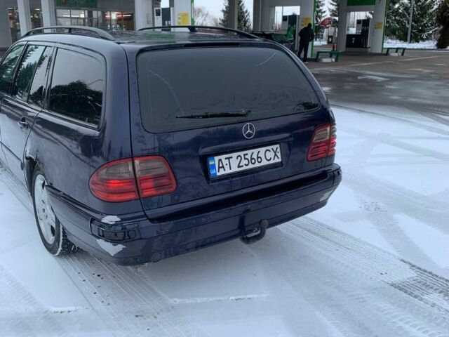 Синий Мерседес 220, объемом двигателя 2.2 л и пробегом 380 тыс. км за 1999 $, фото 11 на Automoto.ua