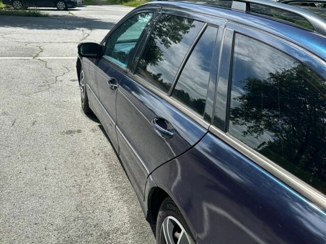 Синий Мерседес 220, объемом двигателя 2.1 л и пробегом 518 тыс. км за 4659 $, фото 4 на Automoto.ua