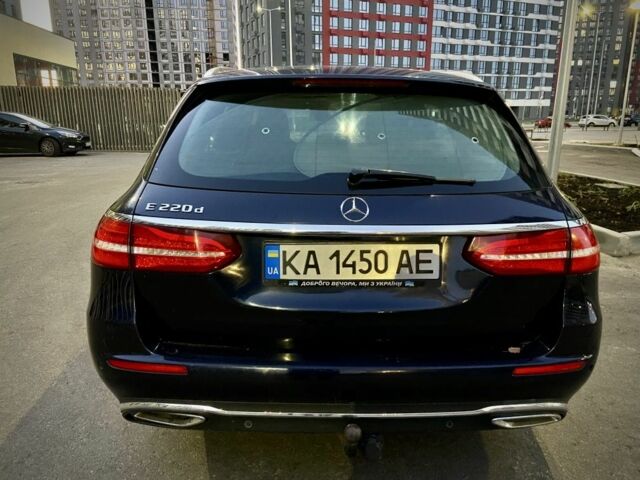 Синій Мерседес 220, об'ємом двигуна 2 л та пробігом 333 тис. км за 16990 $, фото 3 на Automoto.ua