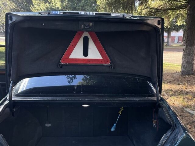 Зелений Мерседес 220, об'ємом двигуна 2.2 л та пробігом 419 тис. км за 2850 $, фото 14 на Automoto.ua