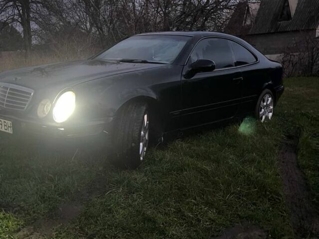 Черный Мерседес 230, объемом двигателя 2.3 л и пробегом 2 тыс. км за 2100 $, фото 2 на Automoto.ua