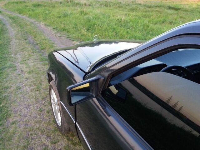 Черный Мерседес 230, объемом двигателя 2 л и пробегом 400 тыс. км за 1800 $, фото 3 на Automoto.ua