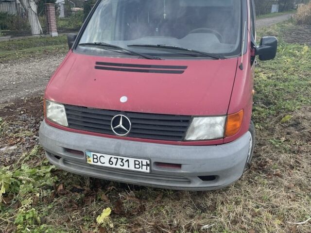 Красный Мерседес 230, объемом двигателя 2.3 л и пробегом 425 тыс. км за 1500 $, фото 1 на Automoto.ua