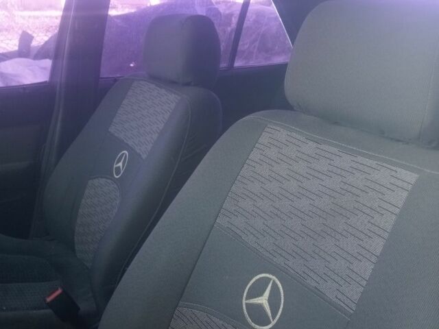 Серый Мерседес 230, объемом двигателя 2.3 л и пробегом 2 тыс. км за 700 $, фото 3 на Automoto.ua