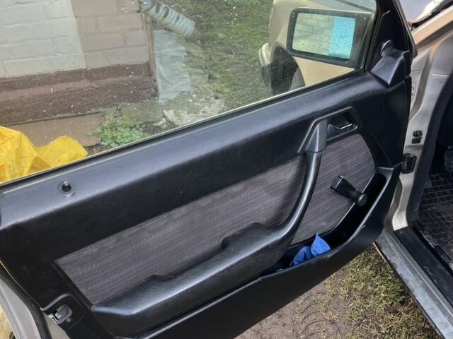 Серый Мерседес 230, объемом двигателя 2.3 л и пробегом 570 тыс. км за 1887 $, фото 5 на Automoto.ua