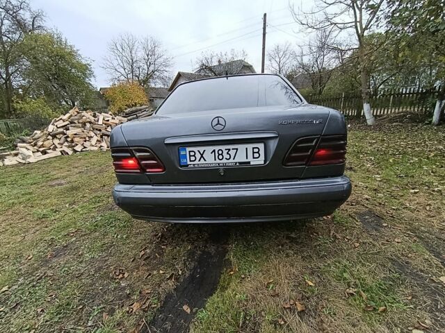 Сірий Мерседес 230, об'ємом двигуна 2.3 л та пробігом 420 тис. км за 1750 $, фото 4 на Automoto.ua