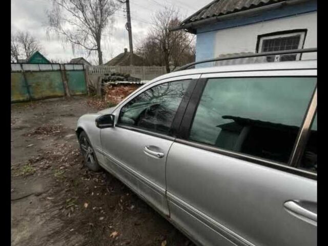 Сірий Мерседес 230, об'ємом двигуна 2.4 л та пробігом 300 тис. км за 1800 $, фото 4 на Automoto.ua