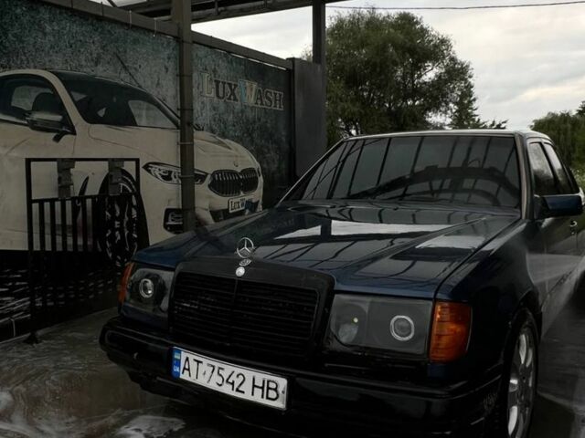 Синий Мерседес 230, объемом двигателя 2.3 л и пробегом 400 тыс. км за 1300 $, фото 6 на Automoto.ua