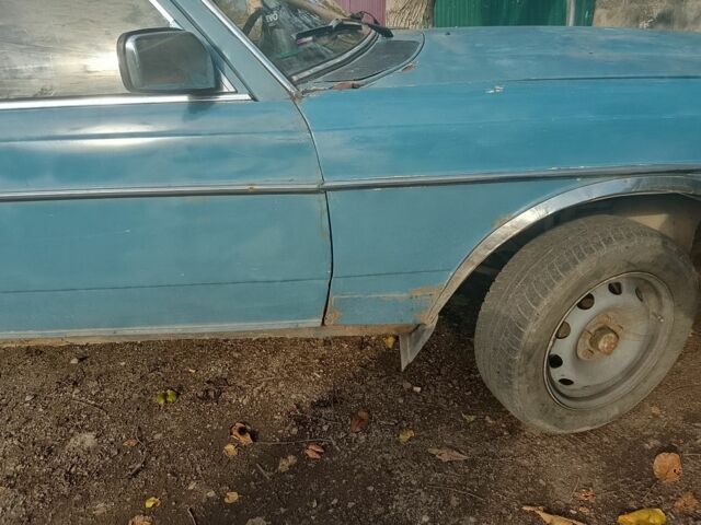 Синій Мерседес 230, об'ємом двигуна 2 л та пробігом 1 тис. км за 700 $, фото 3 на Automoto.ua