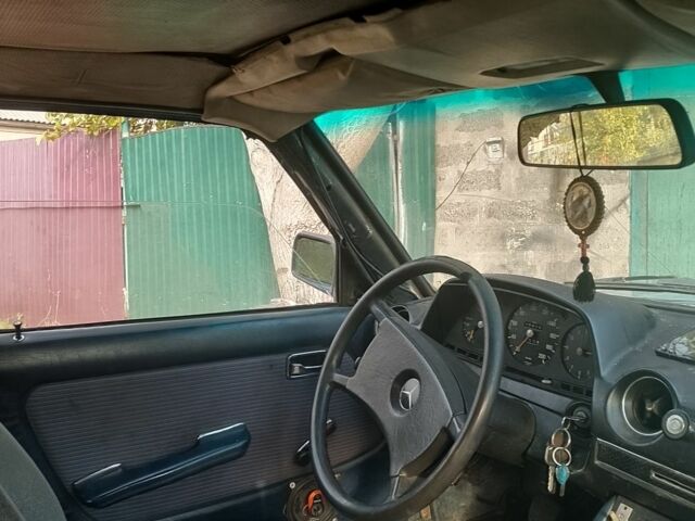 Синій Мерседес 230, об'ємом двигуна 2 л та пробігом 1 тис. км за 700 $, фото 6 на Automoto.ua