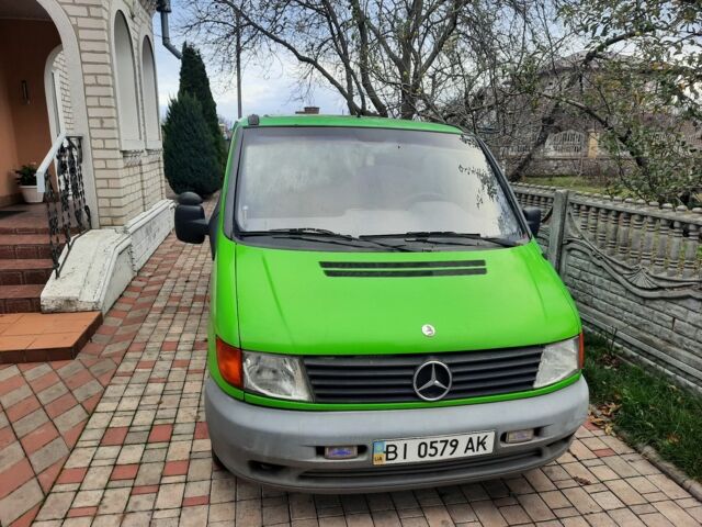 Зеленый Мерседес 230, объемом двигателя 0 л и пробегом 360 тыс. км за 4500 $, фото 1 на Automoto.ua