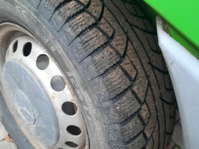 Зеленый Мерседес 230, объемом двигателя 0 л и пробегом 360 тыс. км за 4500 $, фото 6 на Automoto.ua