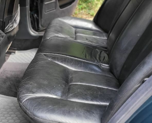 Зелений Мерседес 230, об'ємом двигуна 2.3 л та пробігом 500 тис. км за 2200 $, фото 9 на Automoto.ua