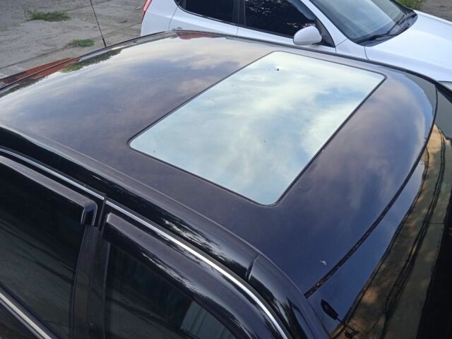 Черный Мерседес 240, объемом двигателя 3 л и пробегом 555 тыс. км за 7000 $, фото 3 на Automoto.ua