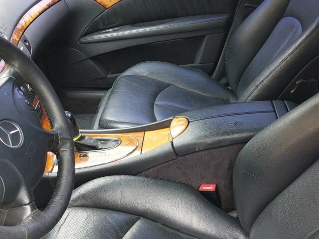 Черный Мерседес 240, объемом двигателя 2.6 л и пробегом 260 тыс. км за 6500 $, фото 7 на Automoto.ua