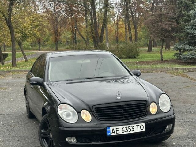 Чорний Мерседес 240, об'ємом двигуна 2.6 л та пробігом 306 тис. км за 5500 $, фото 1 на Automoto.ua