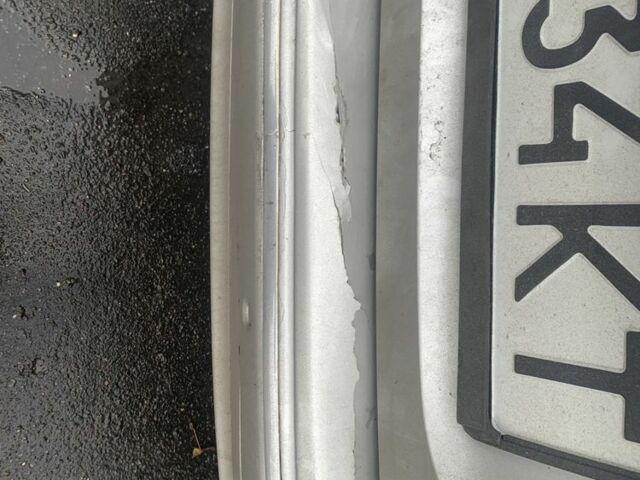 Сірий Мерседес 240, об'ємом двигуна 2.6 л та пробігом 320 тис. км за 4500 $, фото 4 на Automoto.ua