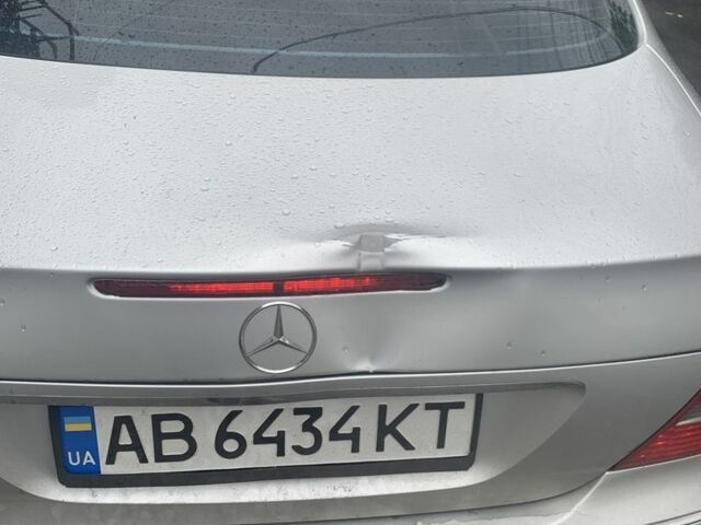 Сірий Мерседес 240, об'ємом двигуна 2.6 л та пробігом 320 тис. км за 4500 $, фото 3 на Automoto.ua