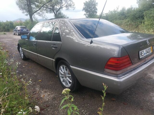 Серый Мерседес 240, объемом двигателя 4.2 л и пробегом 240 тыс. км за 7250 $, фото 5 на Automoto.ua