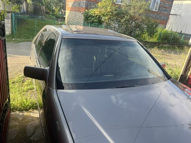 Серый Мерседес 240, объемом двигателя 4.2 л и пробегом 240 тыс. км за 7250 $, фото 4 на Automoto.ua