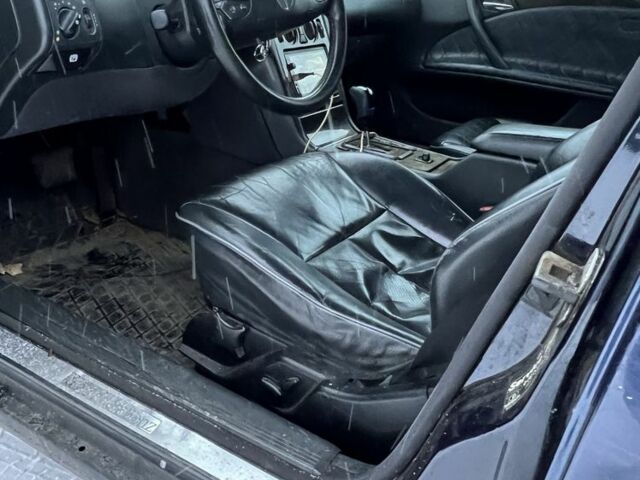 Синій Мерседес 240, об'ємом двигуна 2.4 л та пробігом 3 тис. км за 1850 $, фото 8 на Automoto.ua