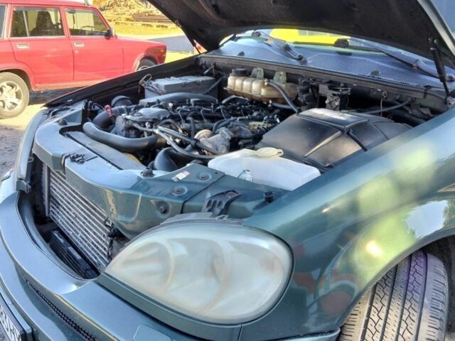 Зеленый Мерседес 240, объемом двигателя 3 л и пробегом 270 тыс. км за 4600 $, фото 4 на Automoto.ua