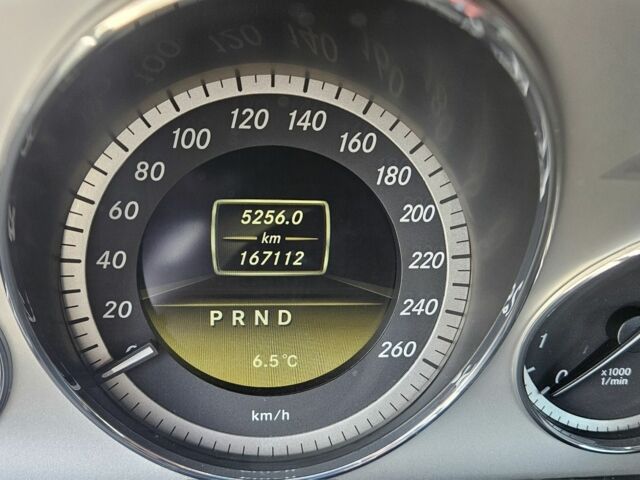 Белый Мерседес 250, объемом двигателя 1.8 л и пробегом 169 тыс. км за 12200 $, фото 13 на Automoto.ua