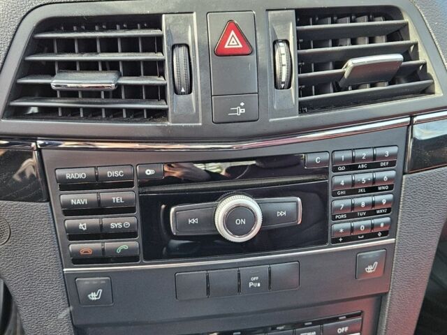 Белый Мерседес 250, объемом двигателя 1.8 л и пробегом 169 тыс. км за 12200 $, фото 14 на Automoto.ua