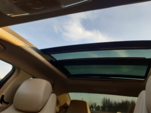 Белый Мерседес 250, объемом двигателя 1.8 л и пробегом 140 тыс. км за 14000 $, фото 21 на Automoto.ua