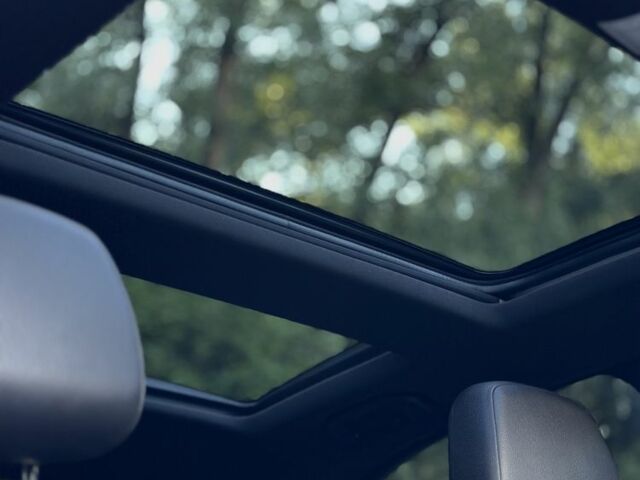 Білий Мерседес 250, об'ємом двигуна 1.8 л та пробігом 230 тис. км за 12555 $, фото 15 на Automoto.ua