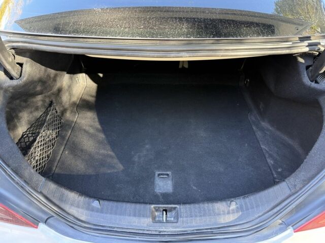 Білий Мерседес 250, об'ємом двигуна 2 л та пробігом 236 тис. км за 13999 $, фото 17 на Automoto.ua