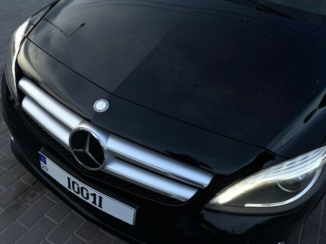 Черный Мерседес 250, объемом двигателя 0 л и пробегом 154 тыс. км за 10100 $, фото 14 на Automoto.ua