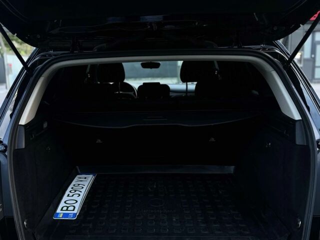 Черный Мерседес 250, объемом двигателя 0 л и пробегом 154 тыс. км за 10100 $, фото 13 на Automoto.ua