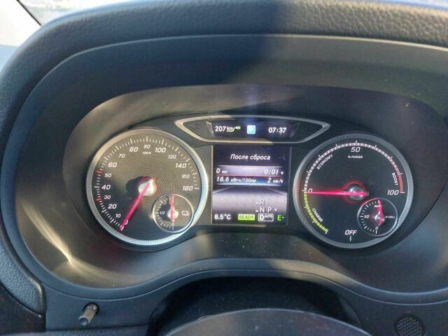 Чорний Мерседес 250, об'ємом двигуна 0 л та пробігом 81 тис. км за 16260 $, фото 10 на Automoto.ua