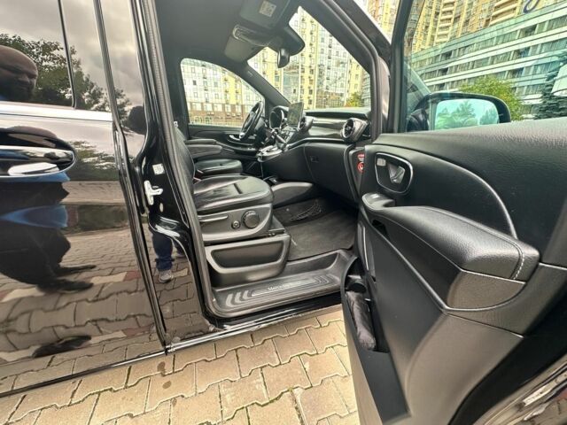 Черный Мерседес 250, объемом двигателя 2 л и пробегом 131 тыс. км за 50000 $, фото 3 на Automoto.ua