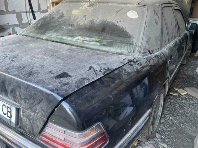 Чорний Мерседес 250, об'ємом двигуна 2.5 л та пробігом 450 тис. км за 850 $, фото 8 на Automoto.ua