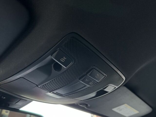 Черный Мерседес 250, объемом двигателя 2 л и пробегом 152 тыс. км за 15000 $, фото 12 на Automoto.ua