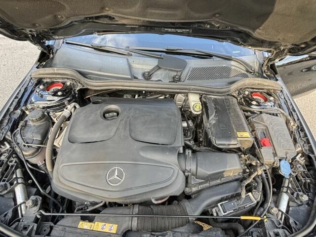 Черный Мерседес 250, объемом двигателя 2 л и пробегом 174 тыс. км за 14000 $, фото 17 на Automoto.ua