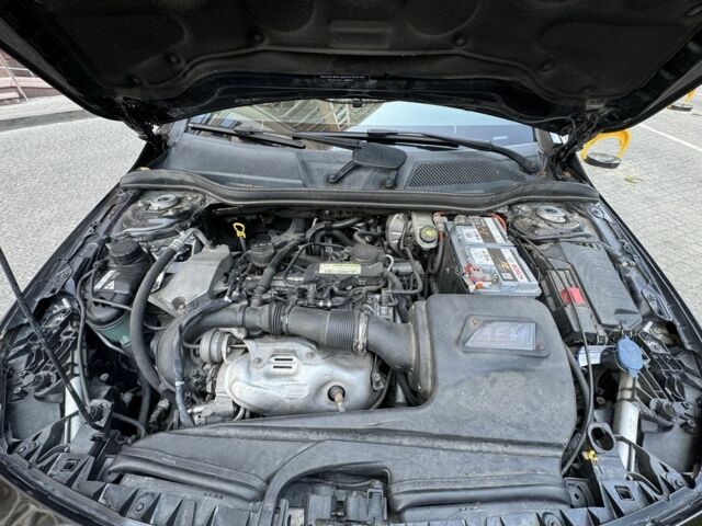 Черный Мерседес 250, объемом двигателя 2 л и пробегом 152 тыс. км за 15000 $, фото 13 на Automoto.ua