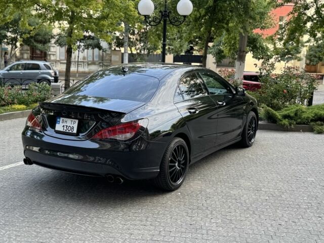 Черный Мерседес 250, объемом двигателя 2 л и пробегом 152 тыс. км за 15000 $, фото 2 на Automoto.ua