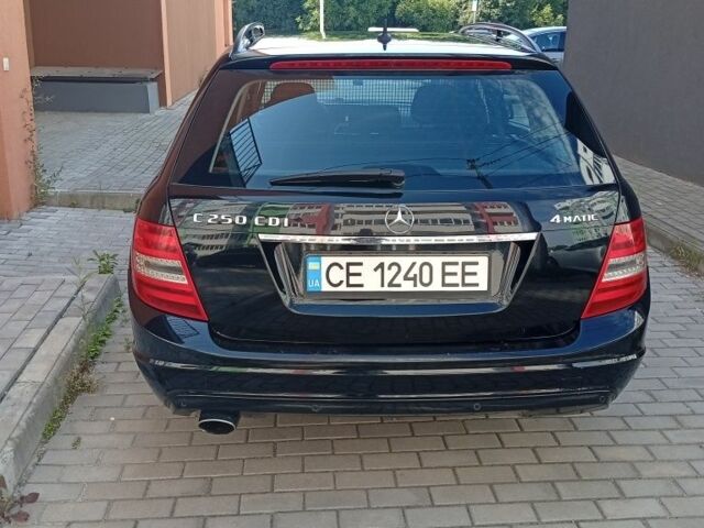 Чорний Мерседес 250, об'ємом двигуна 2.1 л та пробігом 298 тис. км за 9000 $, фото 3 на Automoto.ua