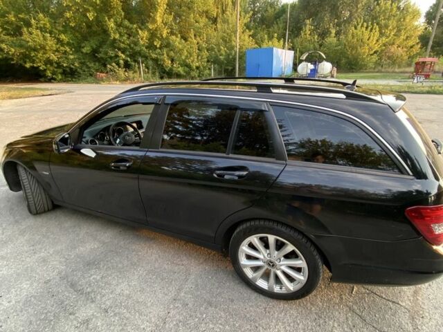 Мерседес 250 2011 в Тальном на Automoto.ua Черный Мерседес 250, объемом двигателя 2.1 л и пробегом 3 тыс. км за 9500 $, фото 2 на Automoto.ua