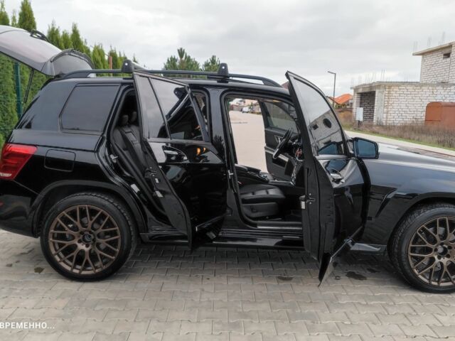 Чорний Мерседес 250, об'ємом двигуна 2.2 л та пробігом 270 тис. км за 18450 $, фото 15 на Automoto.ua