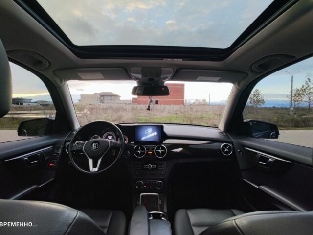 Чорний Мерседес 250, об'ємом двигуна 2.2 л та пробігом 270 тис. км за 18450 $, фото 21 на Automoto.ua