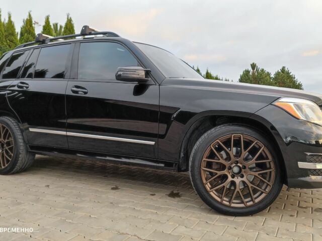 Чорний Мерседес 250, об'ємом двигуна 2.2 л та пробігом 270 тис. км за 18450 $, фото 3 на Automoto.ua