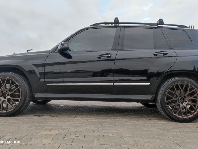 Чорний Мерседес 250, об'ємом двигуна 2.2 л та пробігом 270 тис. км за 18450 $, фото 9 на Automoto.ua