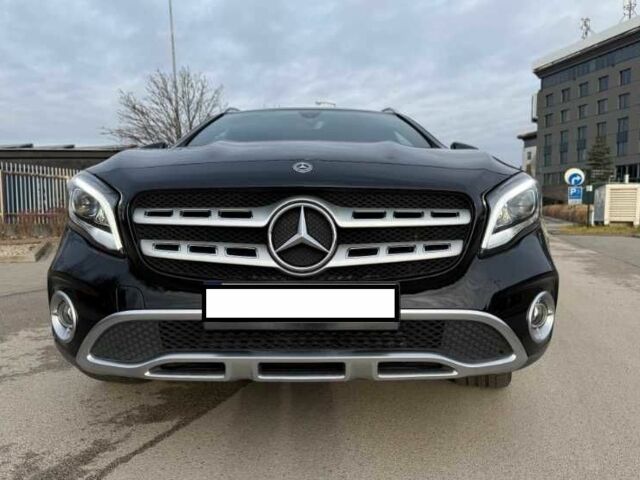 Черный Мерседес 250, объемом двигателя 2 л и пробегом 103 тыс. км за 12800 $, фото 2 на Automoto.ua